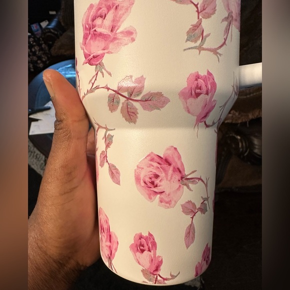 Love Shack Fancy x Stanley Ribbon Rosa 40oz Quencher - Picture 11 of 16